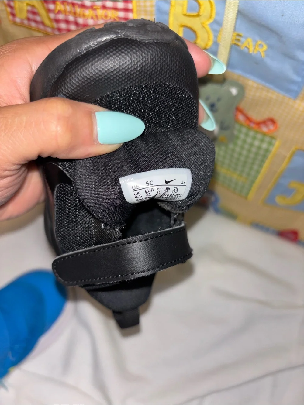 Nike Kids Velcro Sneakers in Blue and Black